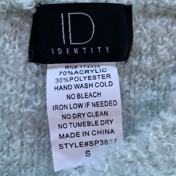 Forever 21 Fuzzy Crewneck Sweater S Small New - Picture 3 of 5